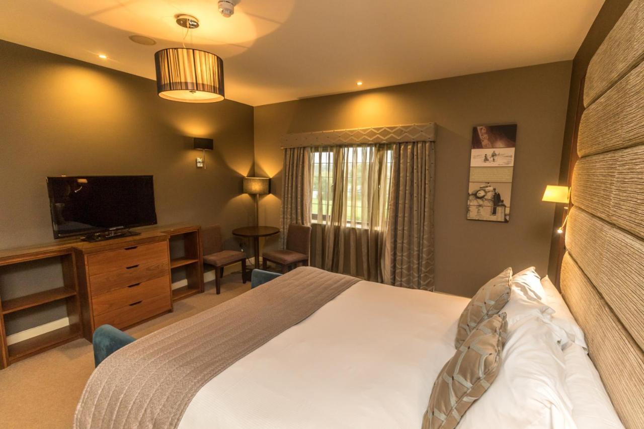 The Mere Golf Resort & Spa Luaran gambar
