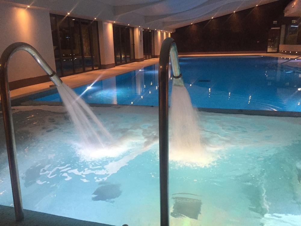 The Mere Golf Resort & Spa Luaran gambar
