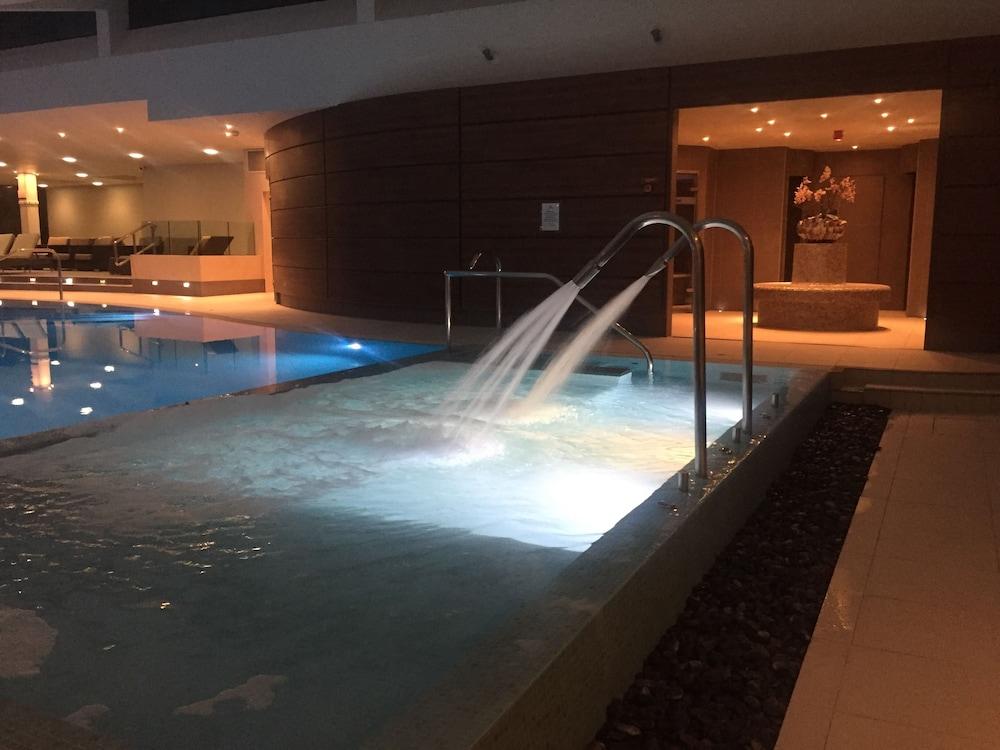 The Mere Golf Resort & Spa Luaran gambar
